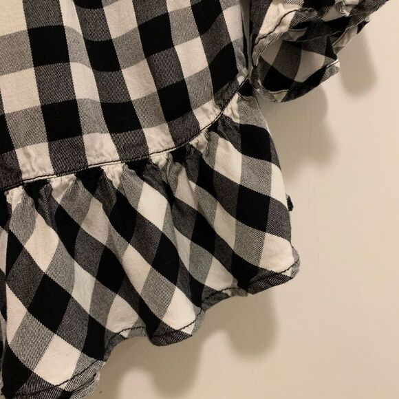 Off-shoulder gingham black & white XS Beachlunchlounge, lovely & fun! - Picture 2 of 9